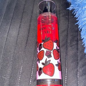 Bath and bodyworks strawberry pound cake  brand new